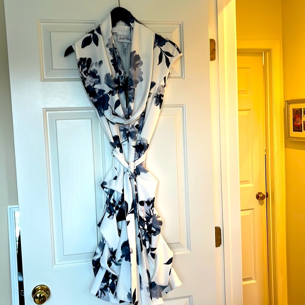 NWT Joseph Ribkoff tiered dress.